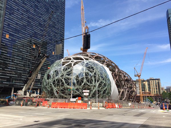 RT @egypturnash: The Amazon Spore is coming along…