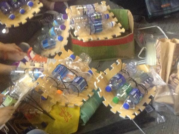 RT @lestageog: Empty bottles become shields agains…