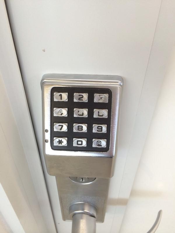RT @revrance: Let’s play “spot the secure airport…