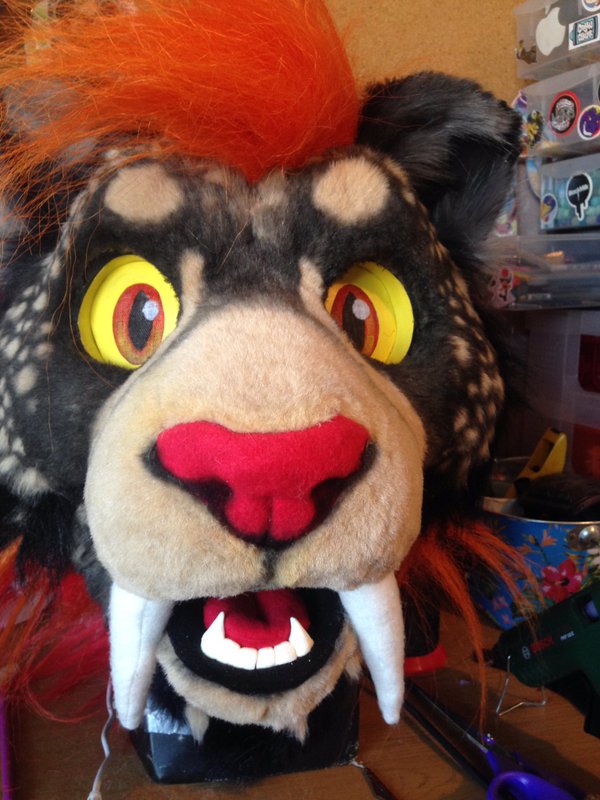 RT @TayaLu: Due to a cancellation I have a fursuit…