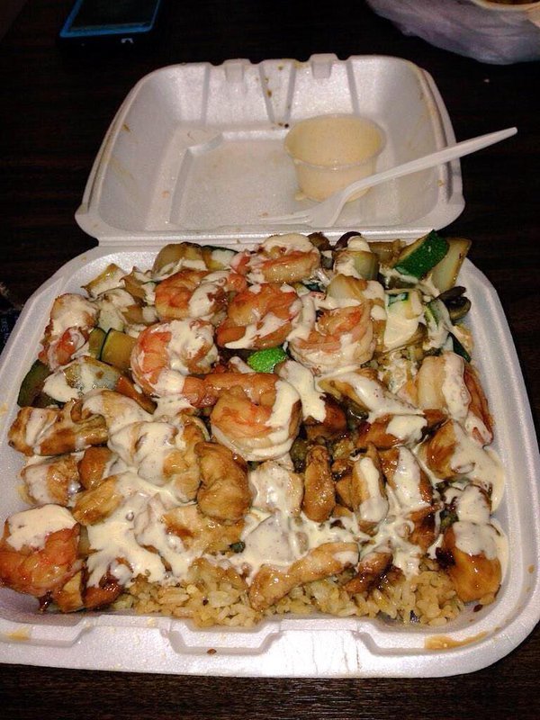 RT @ItsFoodPorn: Caught feelings https://t.co/N9Os…