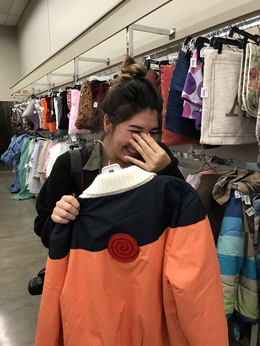 RT @milkshapes: We found naruto uzamaki’s jacket a…